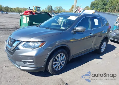 2017 Nissan Rogue Sv z USA, uszkodzony, nr VIN JN8AT2MV5HW268844
